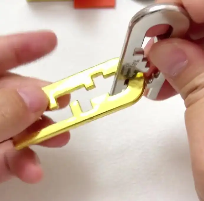 How to Solve the Cast Keyhole Puzzle: Step-by-Step Photo Guide 28 11 cast keyhole solution step8 reach the gap